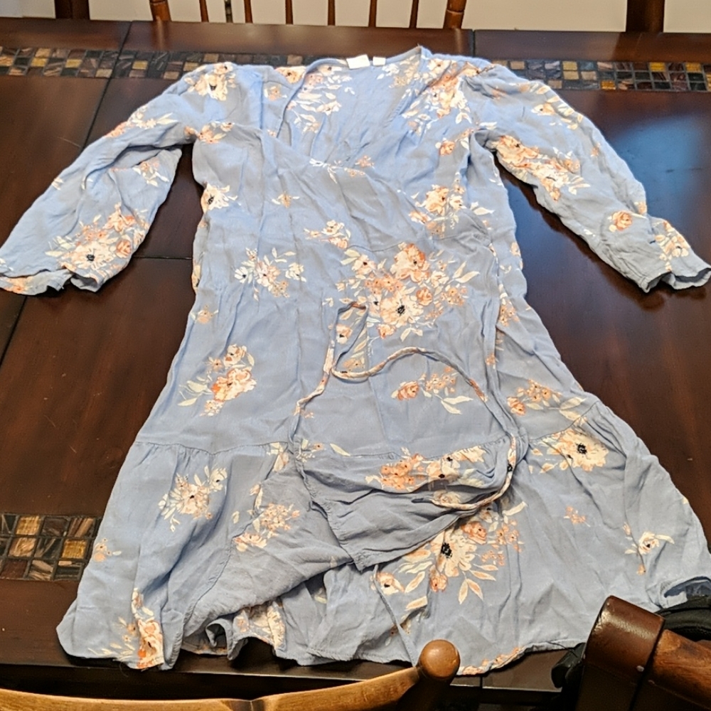Floral wrap dress - Picture 3 of 3